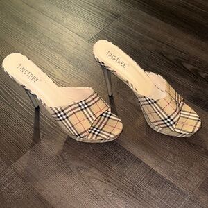Women's Plaid High Heel Mules - Tan